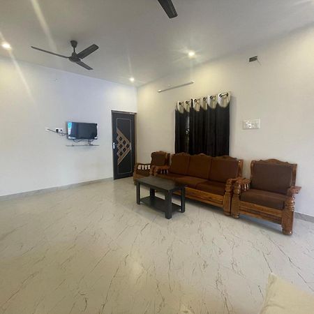 Mks Homes Tirukkadaiyur Exterior photo