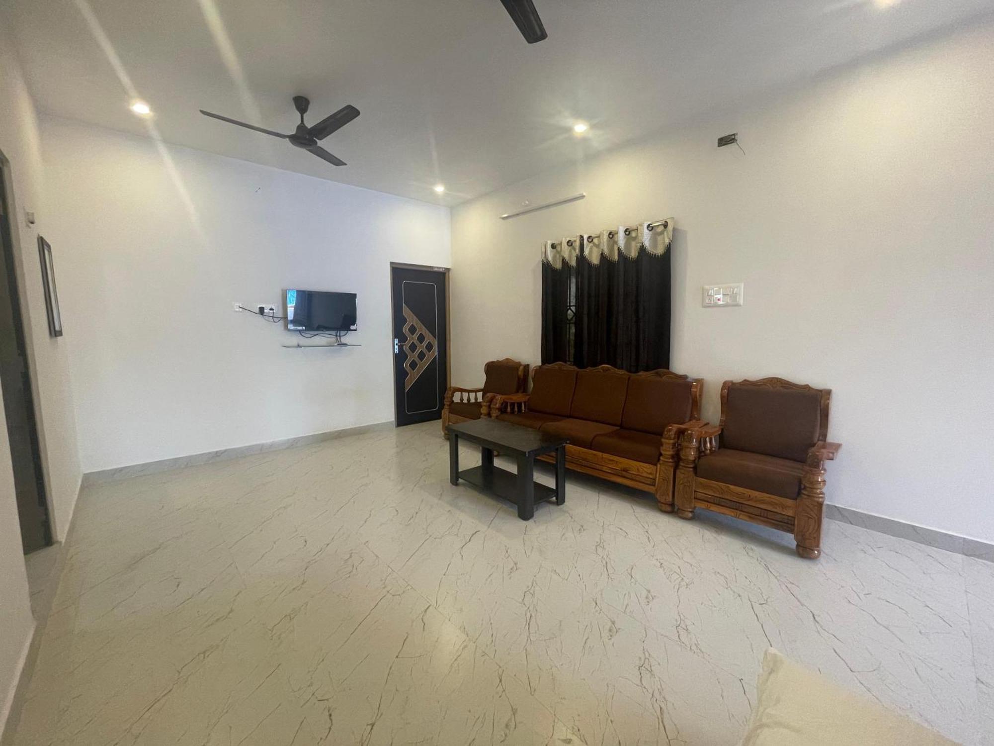 Mks Homes Tirukkadaiyur Exterior photo